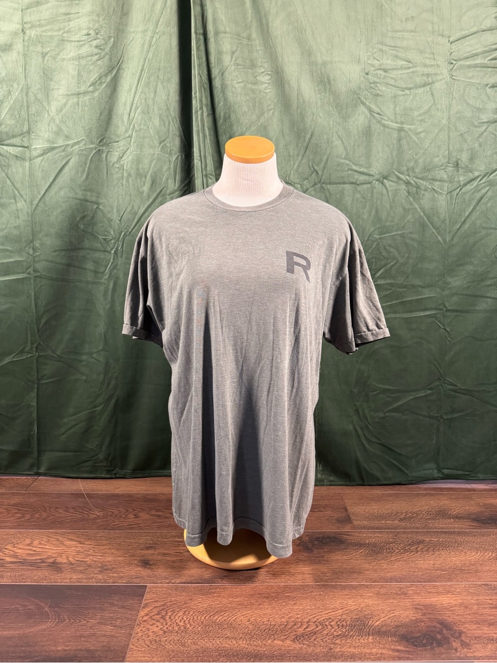 Rogue Olive Green Short-Sleeve Crewneck Tee with Chest 'R' Logo